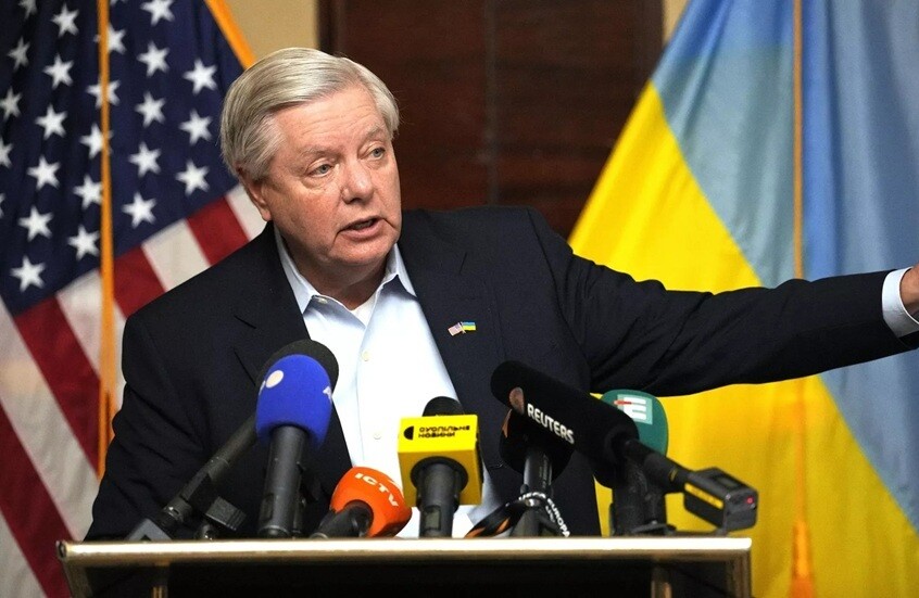 ليندسي غراهام: مجتبى خامنئي ليس التغيير الذي نريده ومصيره كوالده