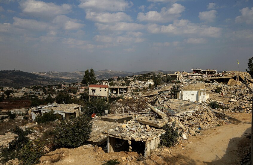 لبنان.. إصابة 11 سوريا بغارة استهدفت مزرعة جنوبي البلاد