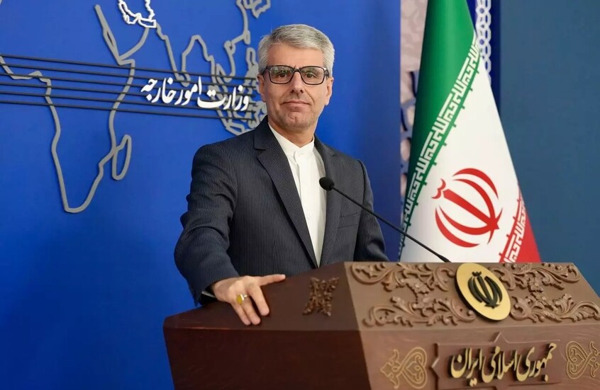 إيران: هدف أمريكا من الهجوم العسكري هو النفط وثقتنا بها انتهت منذ انقلاب 1953