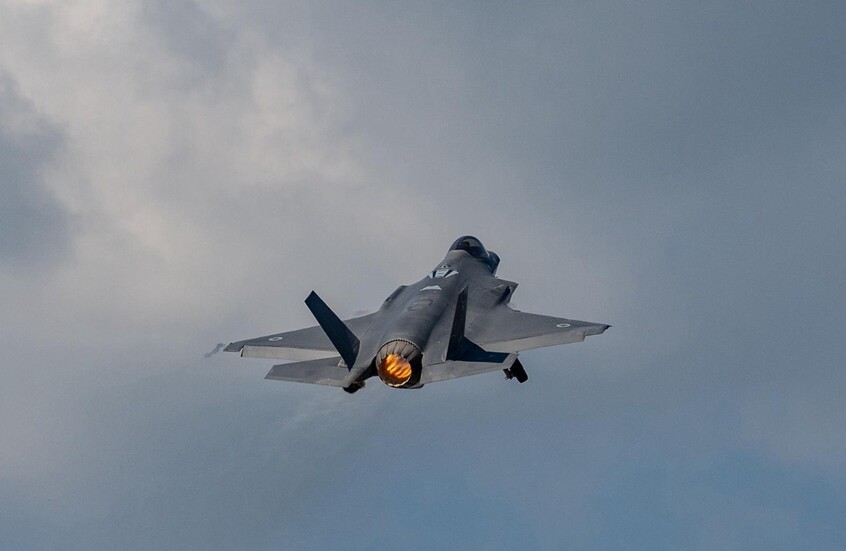 الجيش الإسرائيلي يستهدف مقر الطائرات المسيرة للحرس الثوري وبنى تحتية لإنتاج الصواريخ الباليستية