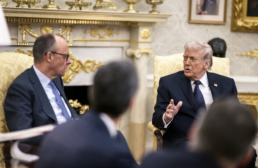 مدريد تنتقد صمت برلين أمام ترامب: أوروبا تريد قادة مستقلين لا "تابعين"