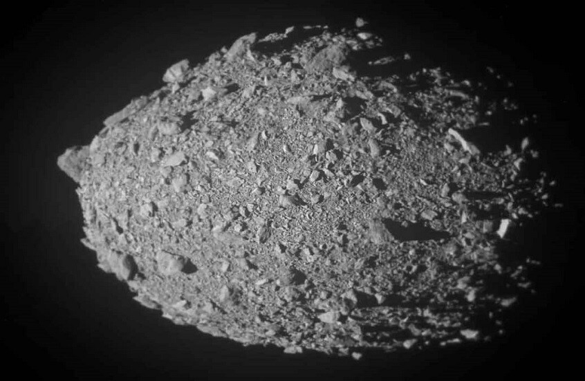 ناسا تغيّر مدار كويكب لأول مرة في التاريخ