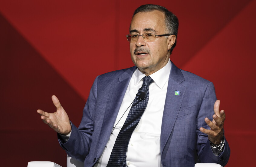 "عواقب كارثية" في انتظار سوق النفط العالمية.. تحذير حازم من رئيس "أرامكو"