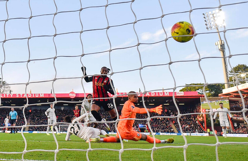 بعد الجدل التحكيمي.. الليغا تتجه لنظام تسلل أكثر دقة