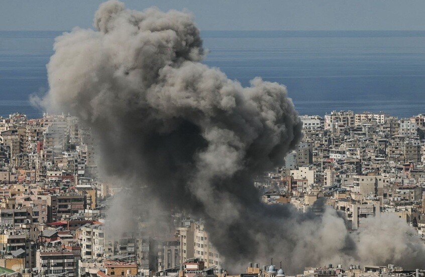 "أكسيوس": التصعيد في إيران يوحي بتوسع إلى حرب عالمية بمشاركة 20 دولة