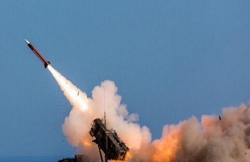 الدفاع السعودية: اعتراض وتدمير صاروخ باليستي أطلق باتجاه المنطقة الشرقية