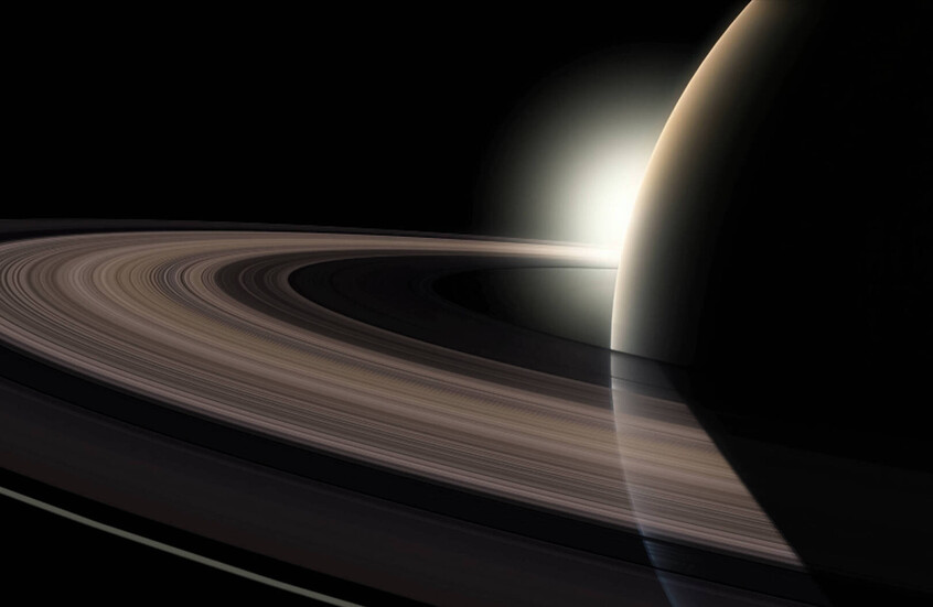 العلماء الروس يكتشفون سر ثوران الينابيع الحارة على أحد أقمار زحل