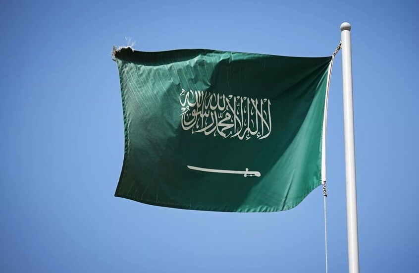 السعودية.. اعتراض 7 مسيرات في الربع الخالي وصاروخين باليستيين استهدفا قاعدة الأمير سلطان