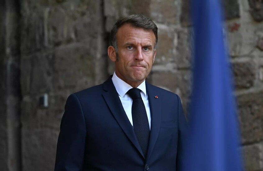 ماكرون يعلن مقتل ضابط فرنسي إثر هجوم في العراق