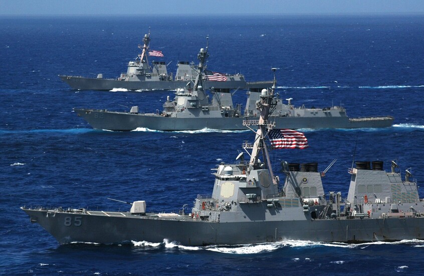 إصابة بحارين اثنين إثر حريق اندلع في حاملة الطائرات "جيرالد فورد"