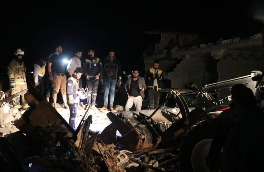 سوريا.. قتلى وإصابات بانفجار داخل منزل فيه ألغام ومكونات صواريخ غربي حلب (فيديو+صور)