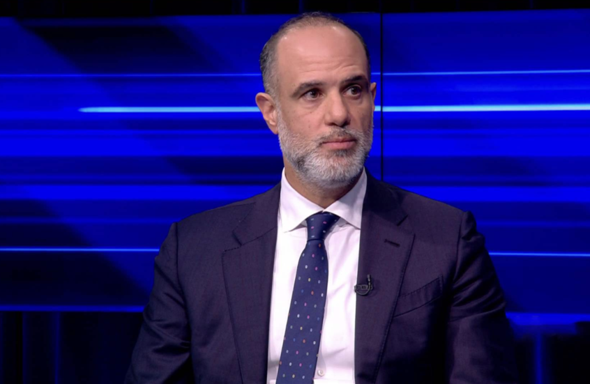 وزير الأشغال اللبناني: الأوضاع طبيعية في مطار رفيق الحريري وخطة طوارئ لحماية البنى التحتية