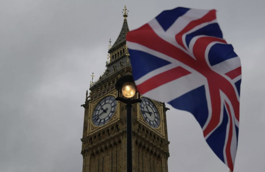 السفارة الروسية في بريطانيا تنفي صلتها بالهجوم على قاعدة بأربيل وتصف الاتهامات البريطانية بـ"الخيال"