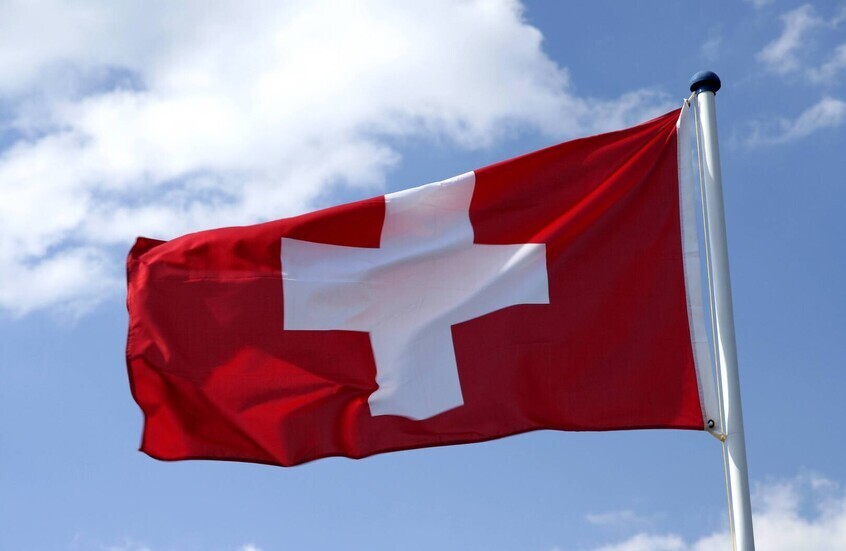 سويسرا ترفض عبور طائرتي استطلاع أمريكيتين أجواءها التزاما بمبدأ الحياد