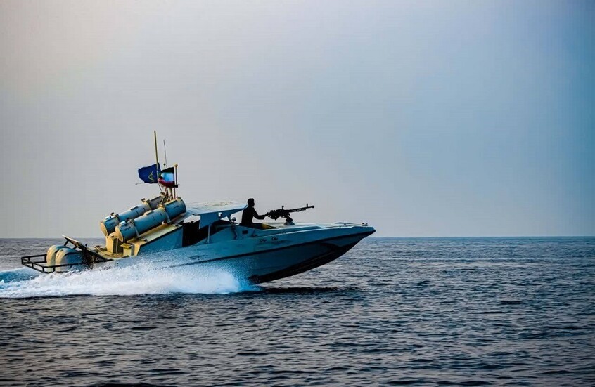 سيئول تبحث بعناية دعوة ترامب لإرسال سفن حربية إلى مضيق هرمز