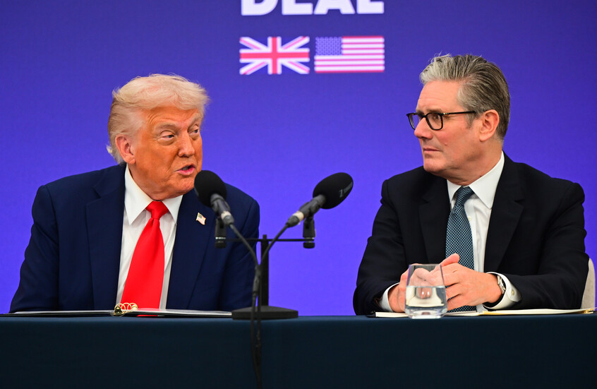 ستارمر يبحث أهمية إعادة فتح مضيق هرمز مع ترامب