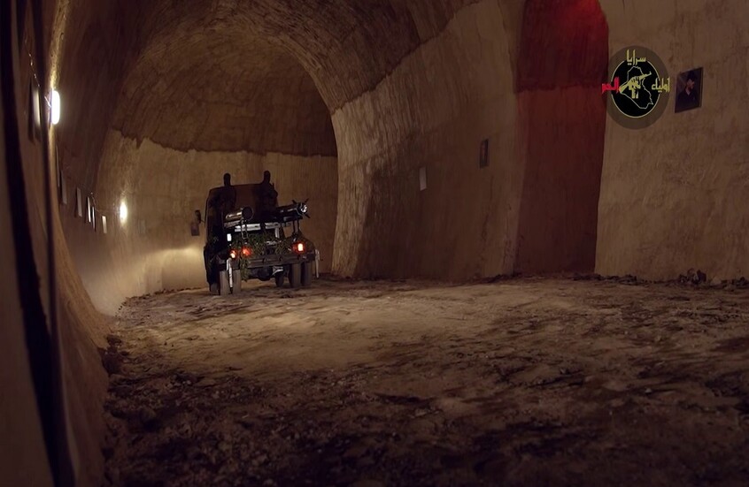 "أولياء الدم" تنشر مشاهد لاستهدافها  قاعدة "فيكتوريا" الأمريكية في بغداد