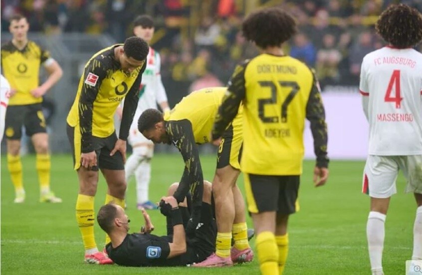 لقطة الموسم في ألمانيا.. الحكم يسقط ونميشا يحصل على بطاقة خاصة