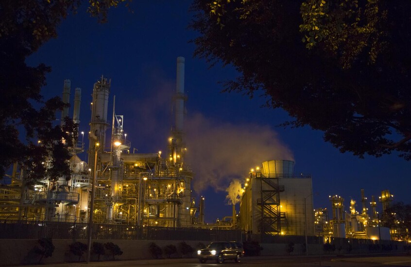 الولايات المتحدة تطرح 172 مليون برميل نفط لامتصاص أزمة الأسعار