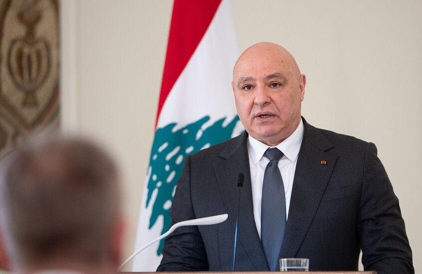 مصادر في الرئاسة اللبنانية لـRT: لا جواب حتى الساعة على مبادرات عون حول مفاوضات مباشرة مع تل أبيب