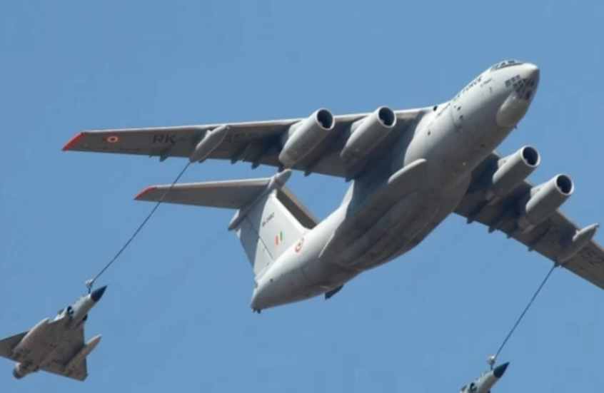 هبوط طائرة تزود بالوقود أمريكية اضطراريا للمرة الثانية في بن غوريون (فيديو)