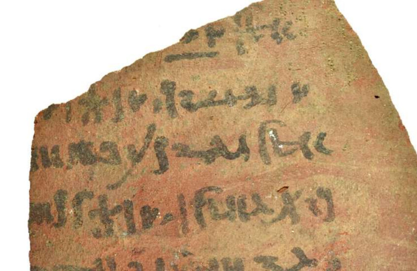 اكتشاف أكثر من 43 ألف قطعة فخارية تروي تفاصيل حياة المصريين قبل 2000 عام