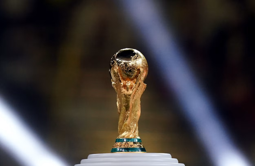 "الفيفا" يبرم شراكة تاريخية مع منصة "يوتيوب" لتغطية مباريات كأس العالم 2026