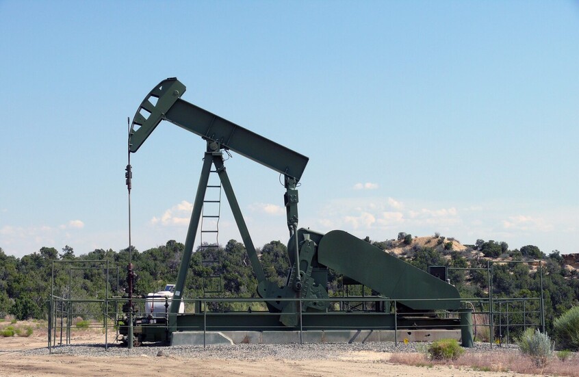 انخفاض أسعار النفط بعد اتفاق عراقي