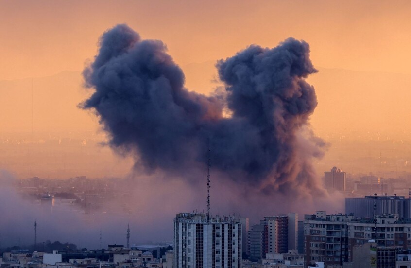 الجيش الإسرائيلي يستهدف مقرات الحرس الثوري ومنظومة الصواريخ الباليستية في طهران