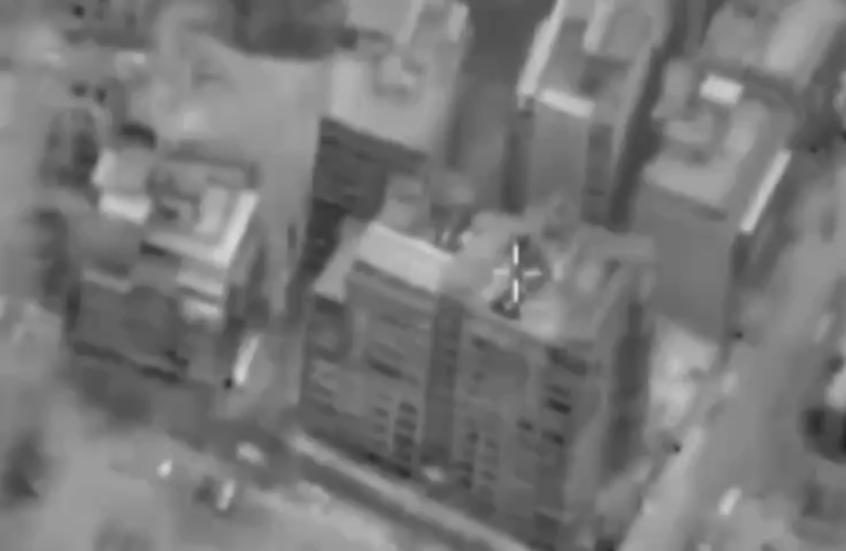 "من الجو والبحر".. الجيش الإسرائيلي يعلن انتهاء موجة غارات ليلية على "حزب الله" (فيديو)