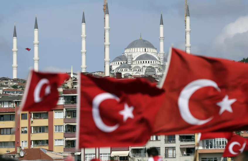 في ظل التوترات المتصاعدة.. تركيا تتمسك بدورها كوسيط بين أمريكا وإيران