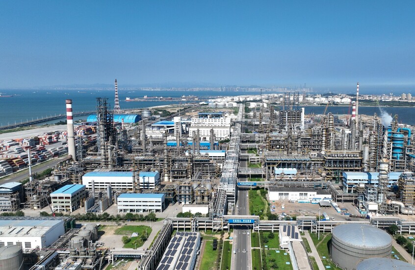 الصين تشارف على اللجوء لاحتياطها النفطي الاستراتيجي