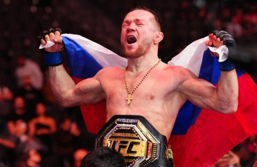 بطل UFC الروسي يوجه عرضا مفاجئا لإيلون ماسك