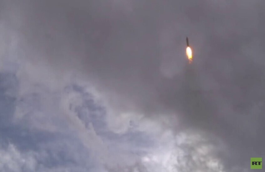 الحرس الثوري الإيراني يعلن إطلاق الموجة الـ64 من عملية "الوعد الصادق 4"