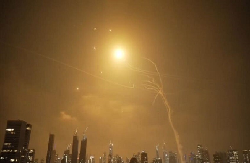 الجيش الإسرائيلي: رصد إطلاق صواريخ من إيران نحو إسرائيل (فيديو)