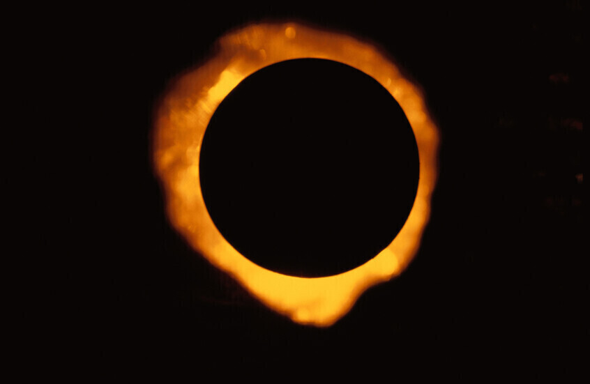 وكالة الفضاء الأوروبية تستعيد الاتصال بمركبتها لحجب الشمس بعد شهر من الصمت