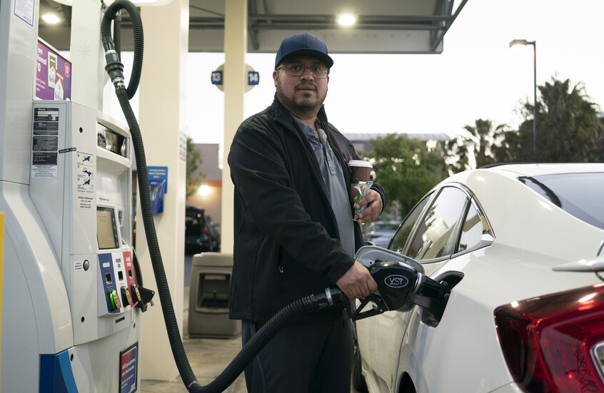 الولايات المتحدة تدفع فاتورة تصعيد الشرق الأوسط.. أسعار البنزين تواصل ارتفاعها