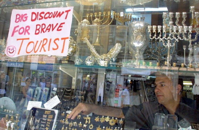 الجيش الإيراني يحذر: المتنزهات والمناطق الترفيهية والمقاصد السياحية حول العالم لن تكون آمنة للأعداء