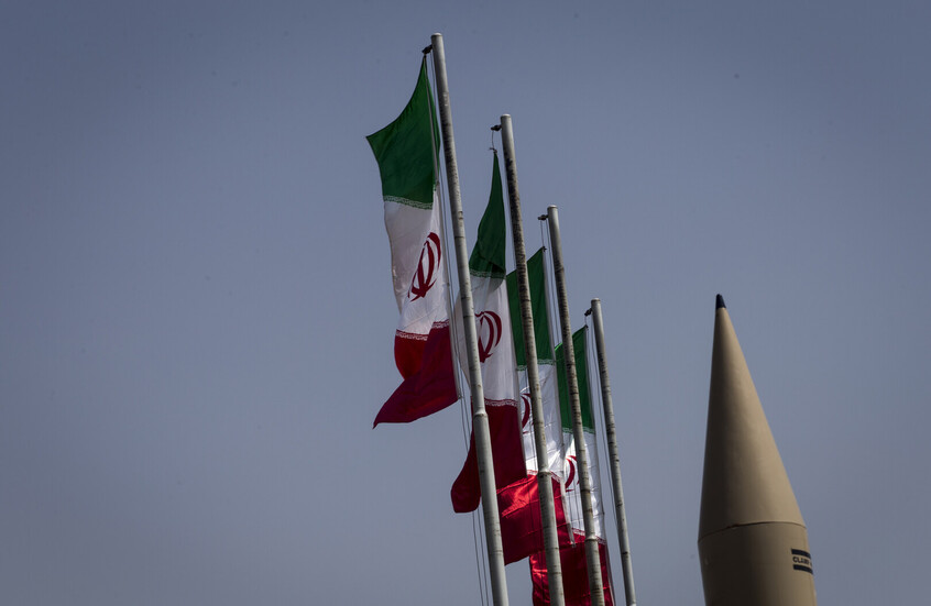 الحرس الثوري يتوعد بتكتيكات هجومية جديدة وتوسيع نطاق الحرب بعد رصد نقاط ضعف العدو