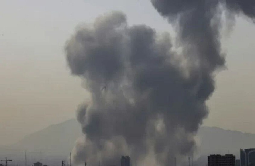 انفجارات كبيرة جراء صوراريخ إيرانية داخل القواعد الأمريكية في الكويت والدفاعات الجوية تحاول التصدي