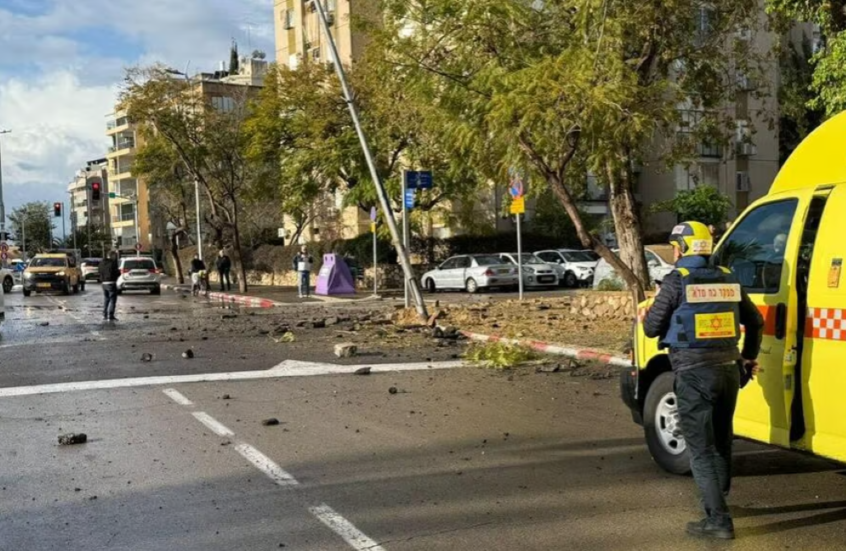 عقب هجومي ديمونا وعراد.. مستشفى "سوروكا" يستنفر طواقمه لعلاج أكثر من 170 مصابا