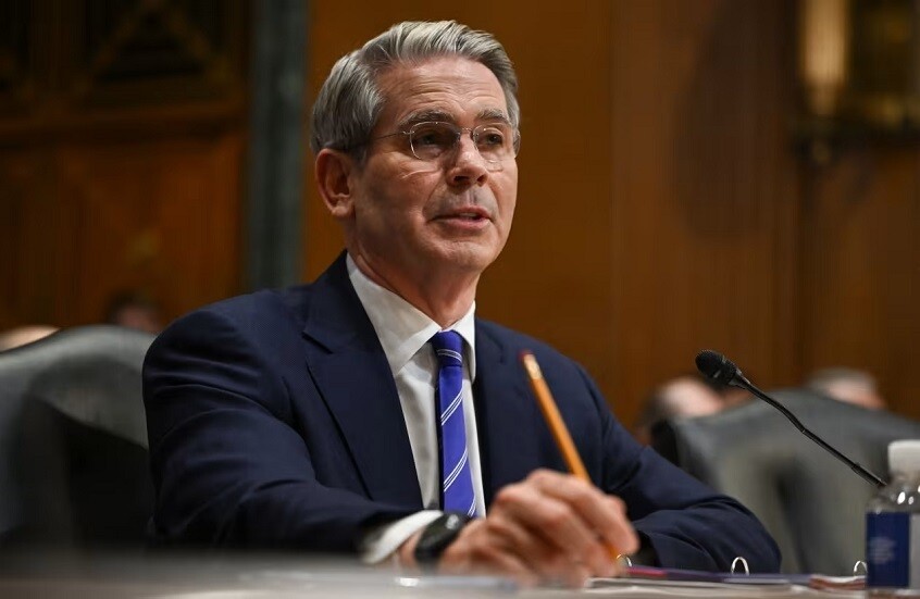 وزير الخزانة الأمريكي: واشنطن لديها أموال وفيرة لتمويل الحرب ضد إيران