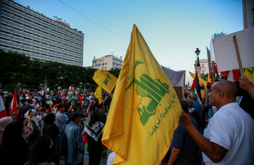 "حزب الله": سنجبر الحكومة اللبنانية على التراجع عن قرار حظر أنشطتنا العسكرية