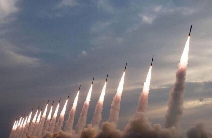 الحرس الثوري الإيراني يعلن تنفيذ الموجة 75 واستهداف مواقع انتشار جديدة للعسكريين (فيديوهات)