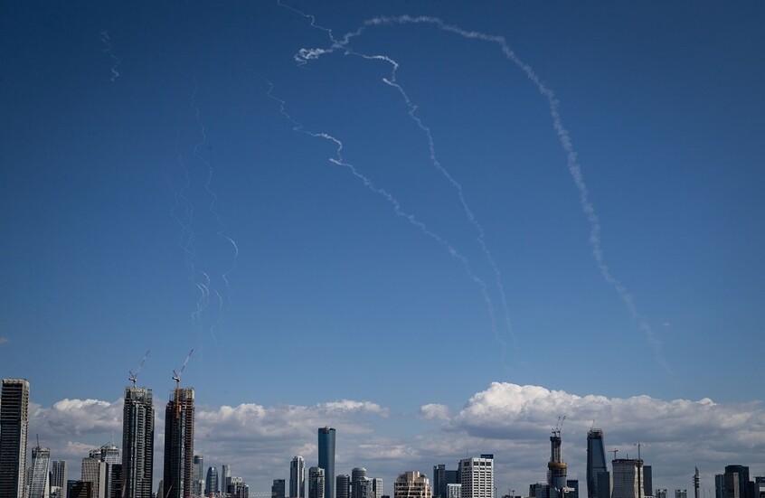 "بالأرقام".. تقرير إيطالي يفجر مفاجأة: منظومات الدفاع الجوي الإسرائيلية مستنزفة وعاجزة