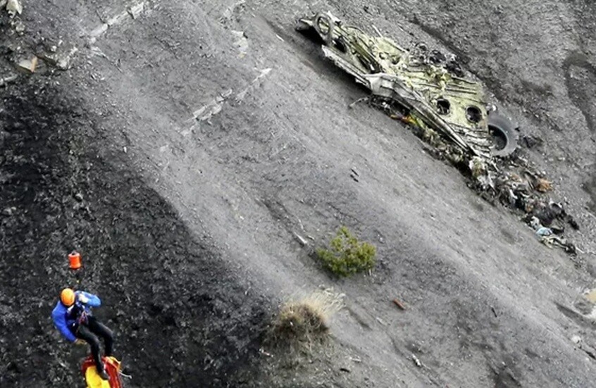 التحذير الأخير: "تضاريس، تضاريس، اسحب لأعلى، اسحب لأعلى"!