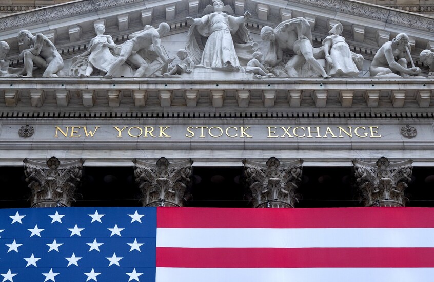 أسهم الدفاع الأمريكية تسجل خسائر حادة