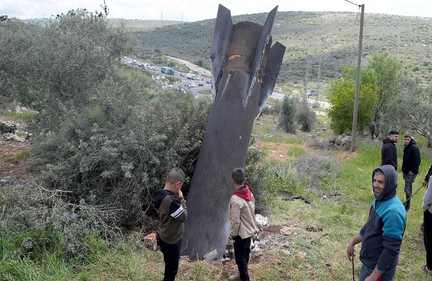 مصدر إيراني يؤكد وجود تواصل أمريكي واستعداد طهران "للإصغاء"