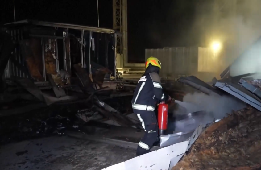 البحرين.. حريق في  مركز بيانات لشركة "أمازون" الأمريكية في المنامة جراء هجوم بمسيرات إيرانية