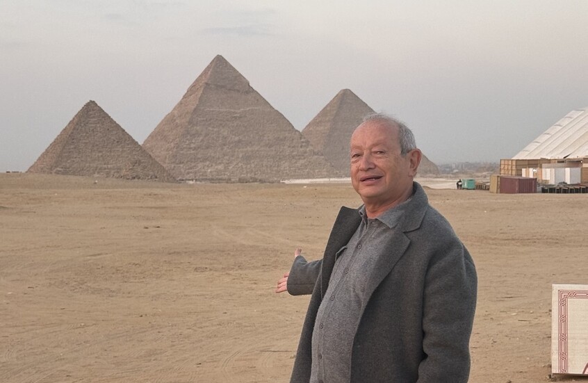 نجيب ساويرس يعلق على رحيل صلاح عن ليفربول ويختار أفضل لاعب عربي عبر التاريخ